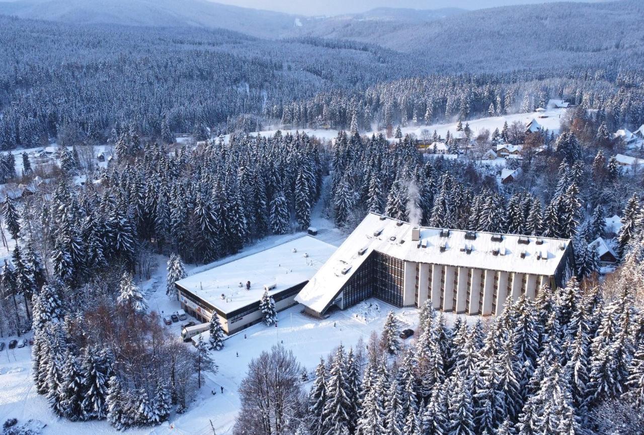 Wellness Hotel Svornost Harrachov Exterior foto