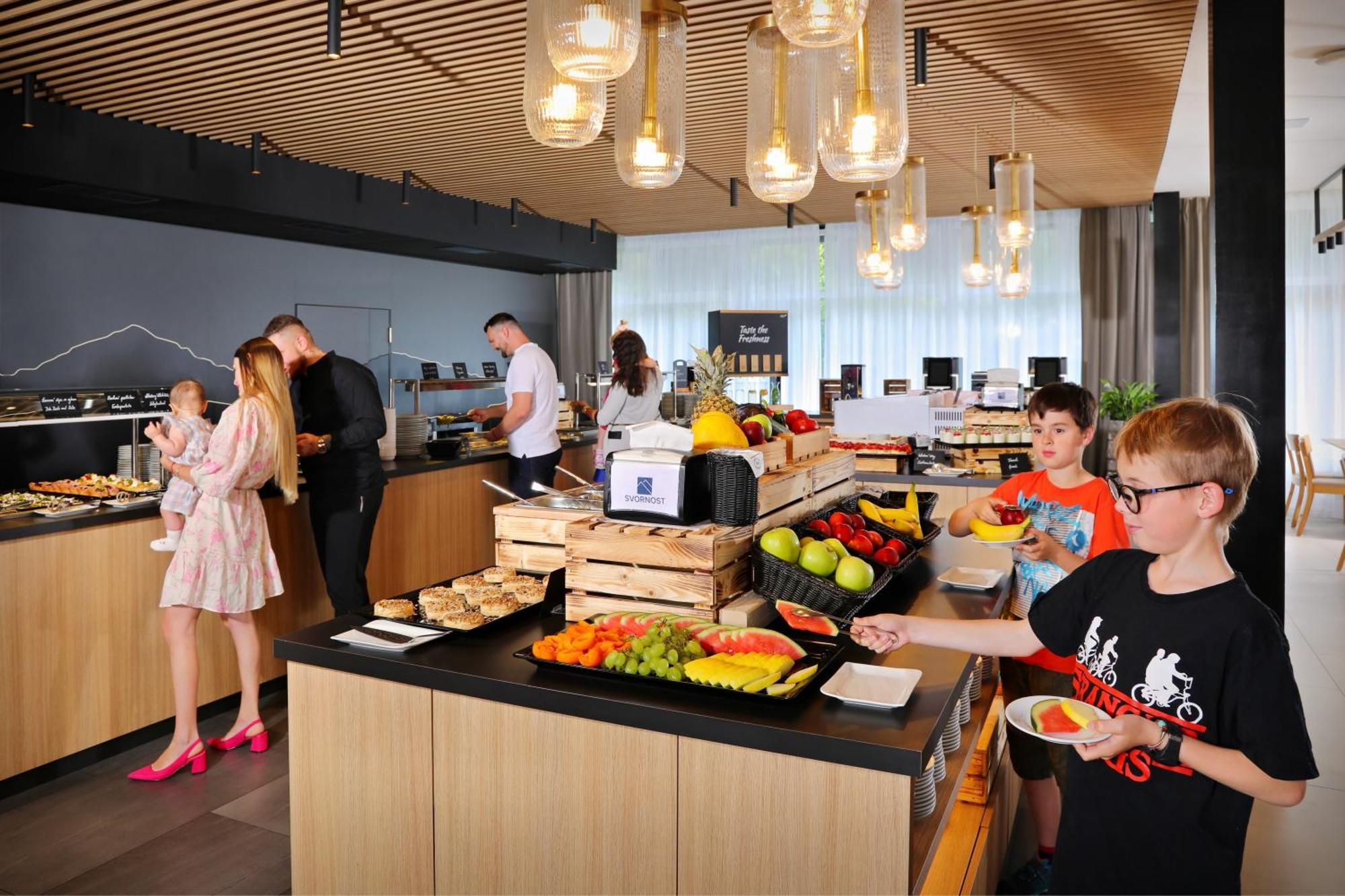 Wellness Hotel Svornost Harrachov Exterior foto