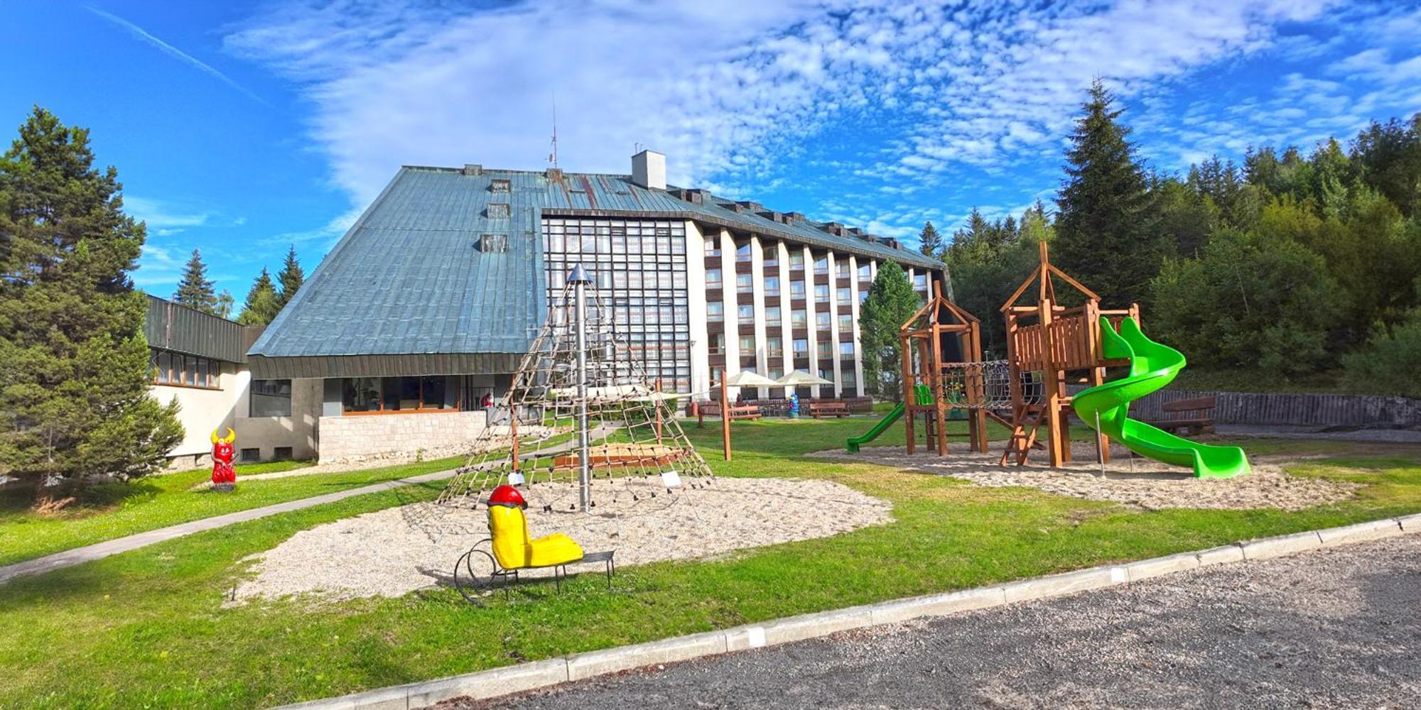 Wellness Hotel Svornost Harrachov Exterior foto